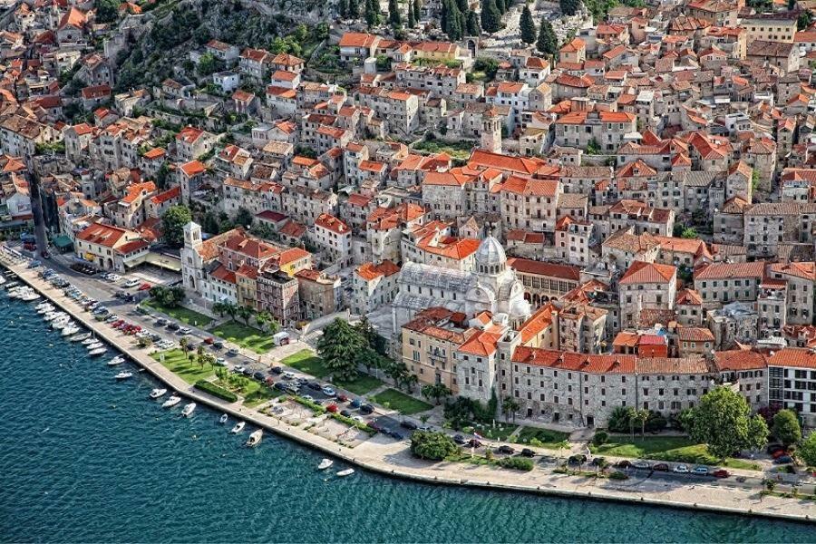 Apartman Elana Sibenik Ngoại thất bức ảnh